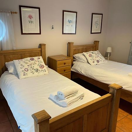 Mimosa Cottage Swyre 외부 사진